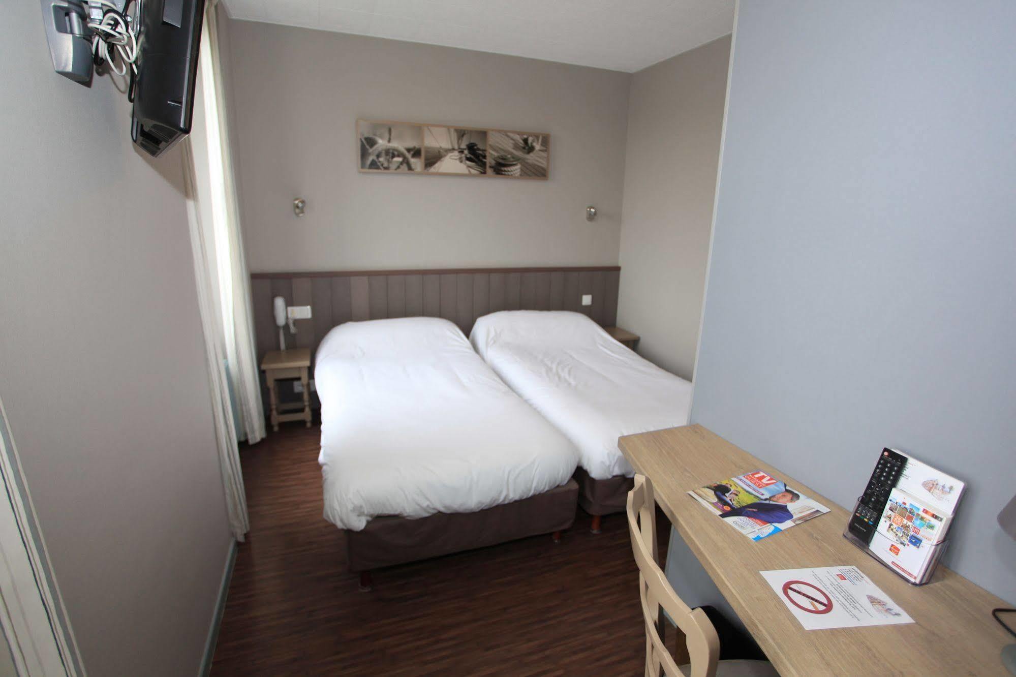 Contact Hotel - Hotel Le Lion D'Or Lamballe Eksteriør bilde